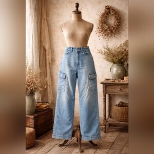 American Eagle Super High-Rise Baggy Wide Leg Cargo Jeans | Size 2 | Stretch